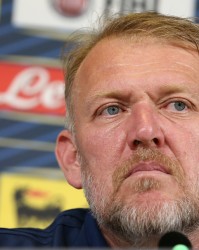 新葡京-普罗辛内茨基：我更支持皇马而非巴萨 瓜迪奥拉速度不快但很聪明