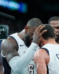 新葡京-科尔：詹姆斯比较爱发声&amp;库里是低调领袖 MVP们奥运决赛信赖库里