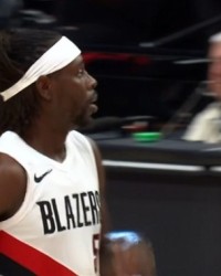 廉颇老矣？霍勒迪背运上篮&amp;连中三分球 个人独得8分追上比分