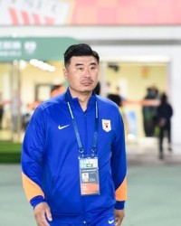 鲁沪大战前传闻不断！媒体人：韩鹏或离队专注全运，崔康熙或回归