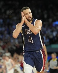 戈贝尔谈奥运输球：看库里爆发很沮丧，但他的伟大只能脱帽致敬